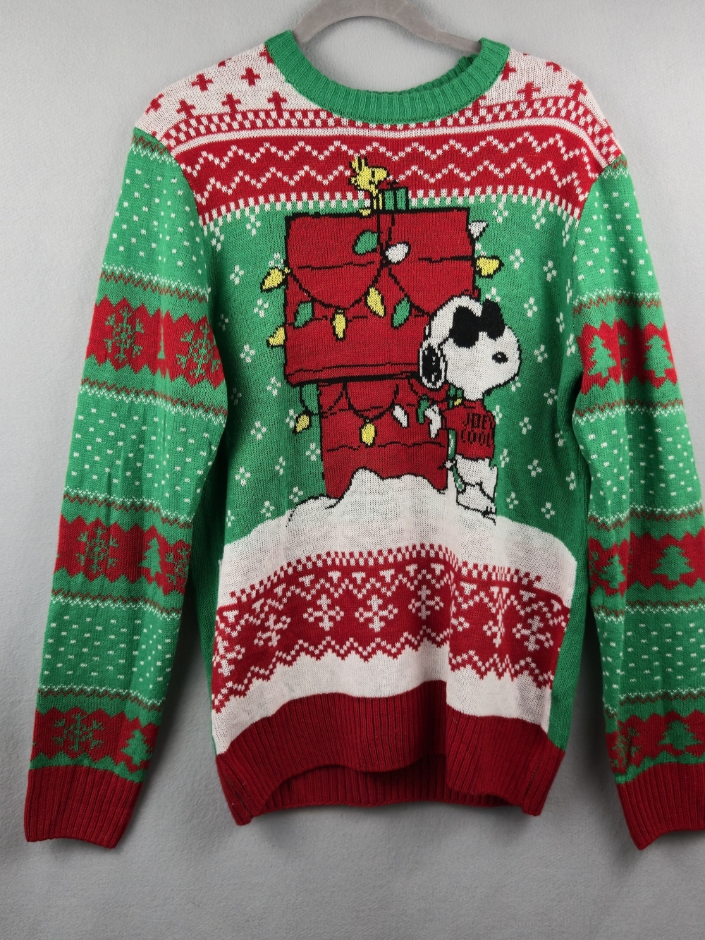 Peanuts Snoopy Joe Cool Ugly Christmas Holiday Sweater Medium Green Red